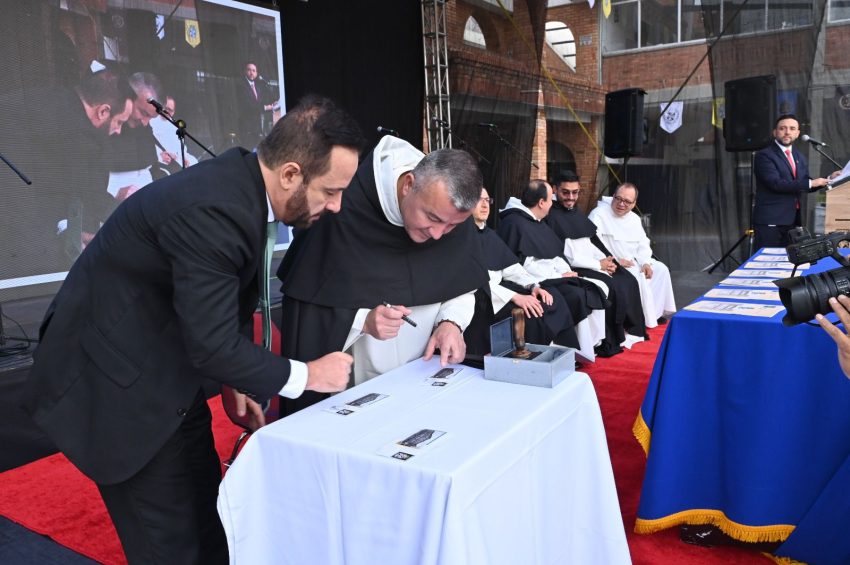 Apertura Celebración 450 años