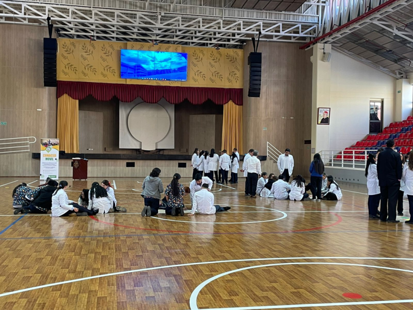 Del Caos a la Calma: Una jornada de bienestar emocional en el Colegio Cardenal Sancha